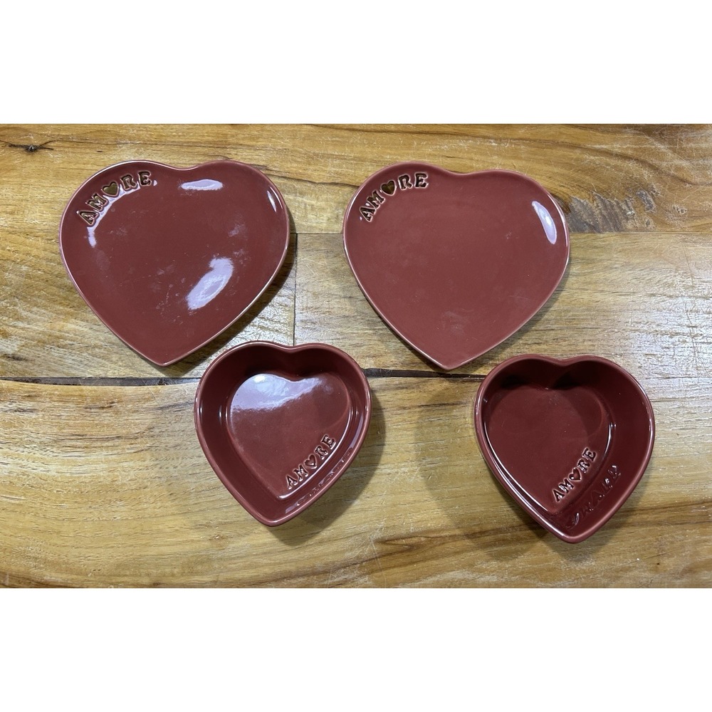 Williams Sonoma Ceramic Red Heart Ramekins & Dessert‎ Plates Lot Of 4 Amore